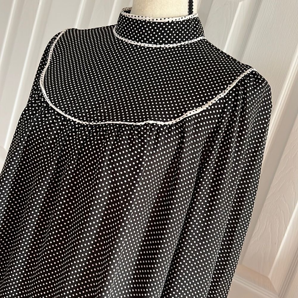 WHO WHAT WEAR Black Polkadot High Neck Blouse - Picture 3 of 16